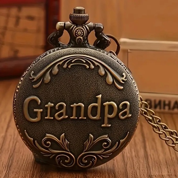 Vintage Style Grandpa Pocket Watch - Picture 6 of 9
